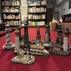 Lighthouse Figurine Set