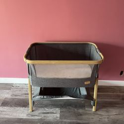 AMKE Bassinet