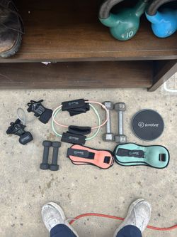 Pvolve Workout set