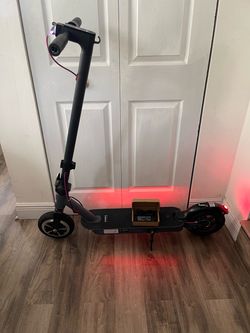 Hilboy Adult Electric Scooter 16mph Up to 220lbs With Light. AC Charger Included. $150 Firm on Price