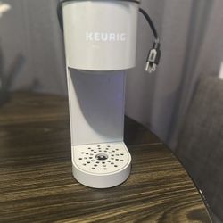 Keurig K Mini Go Single Serve Kcup Coffee Maker