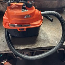 2.5 Gallon Armorall Shop Vac