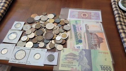 FOREIGN COLLECTABLES