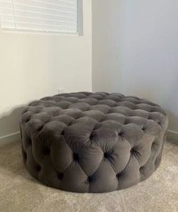Luxury Round Tufted Ottoman