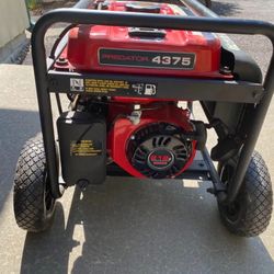Predator 4375 Watt Gas