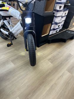 Macfox x1s brand new 0 miles free installation