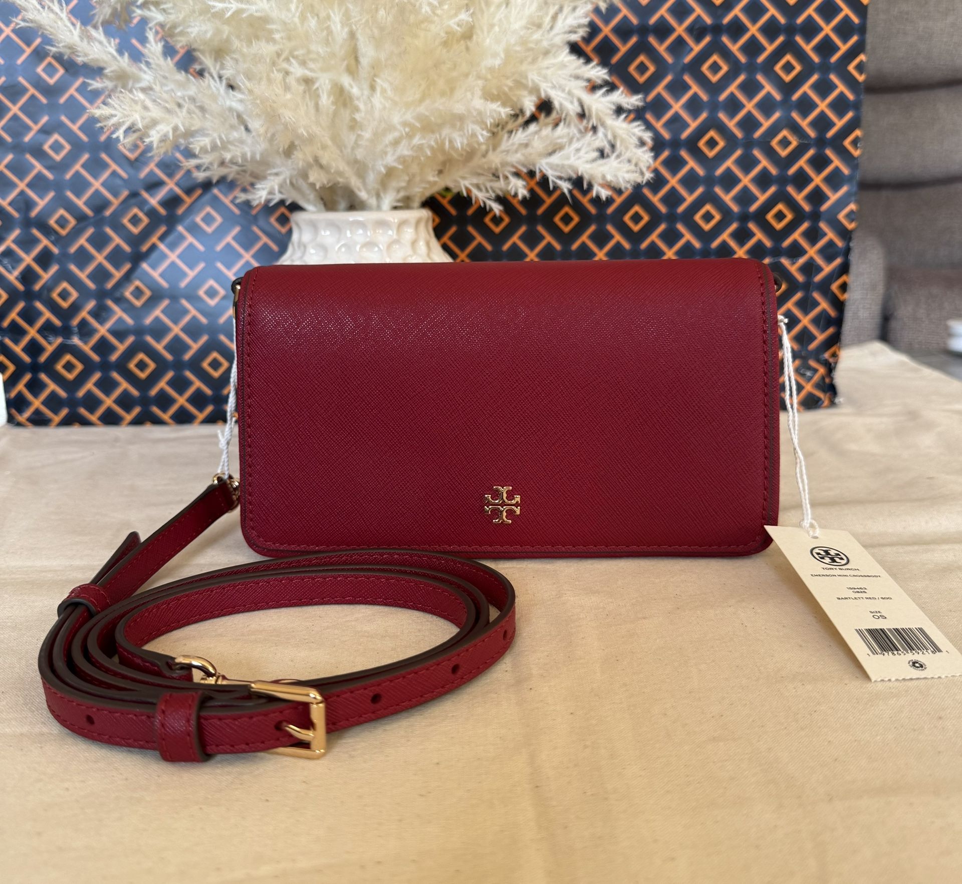 NWT, tory burch red Emerson crossbody bag 159463