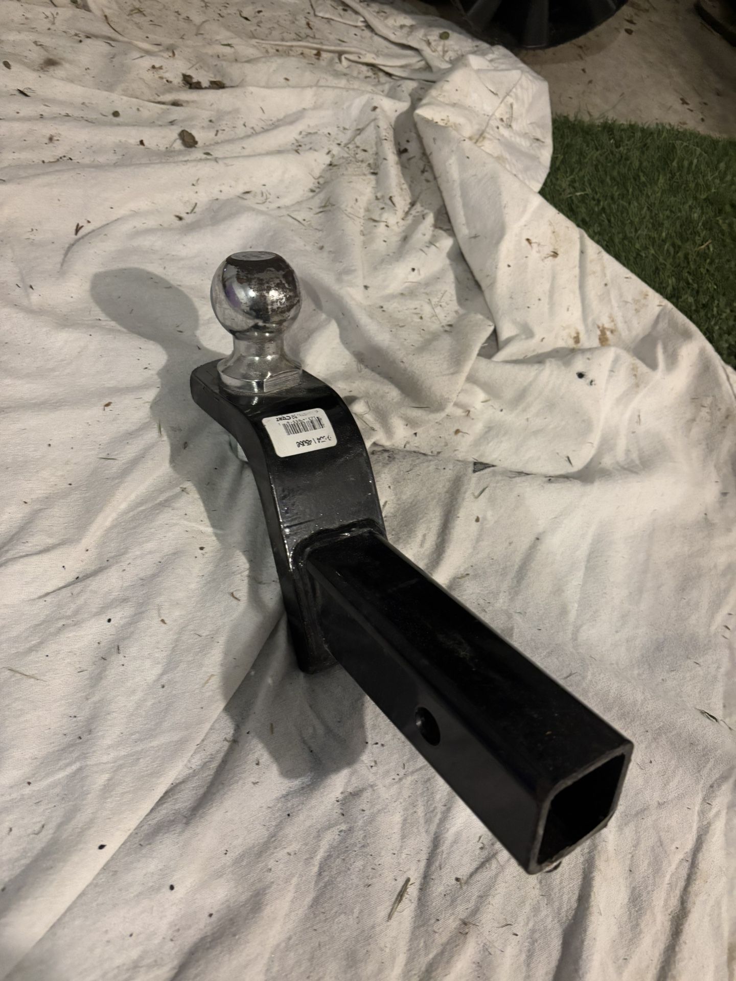 CURT Trailer Hitch Ball Mount – 7,500 lb / 4” Drop / 2” Rise