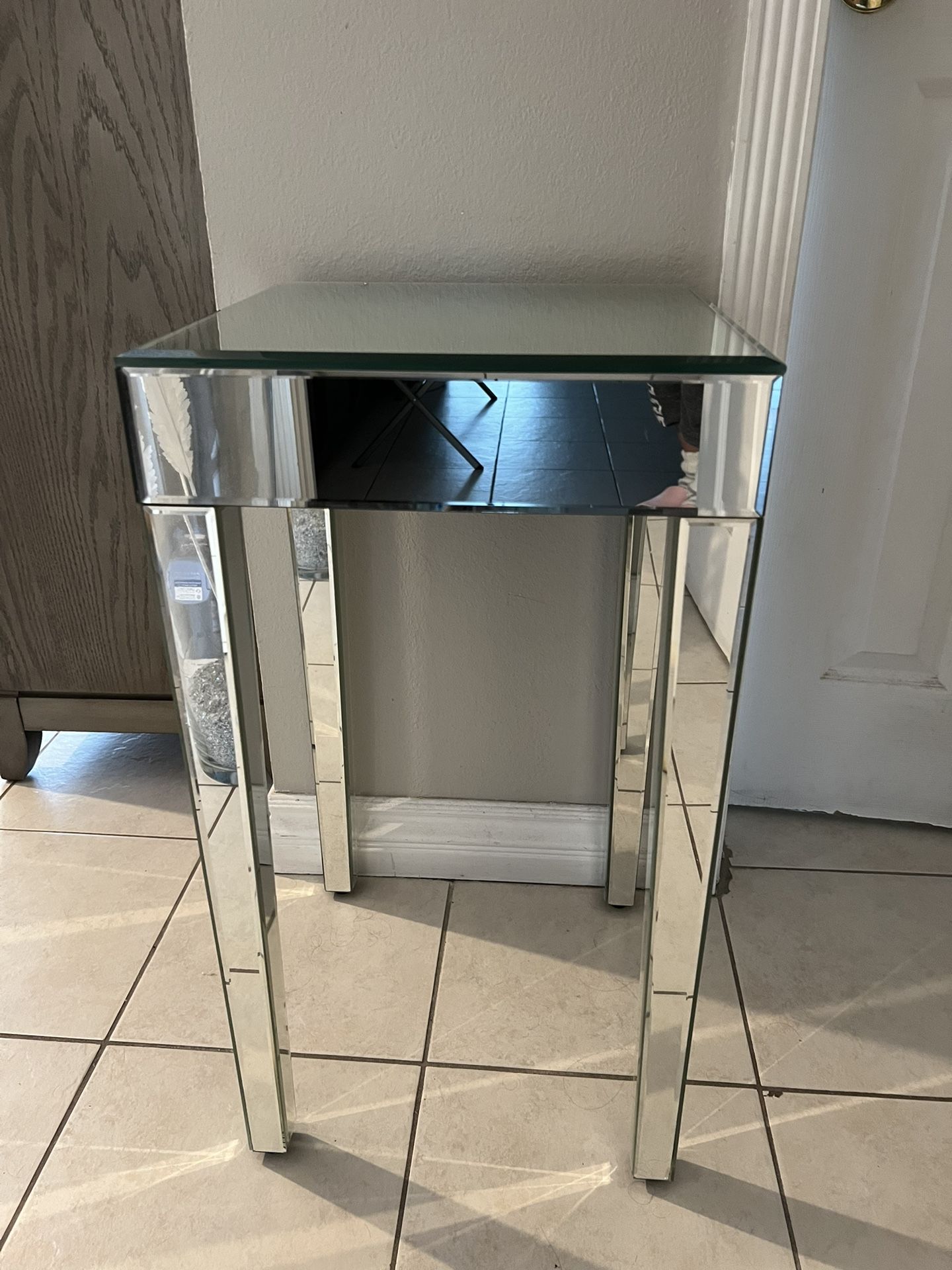 Target- Mirrored Side Table/ Measurements: 25.5”H X 13.9” L X 13.9” W