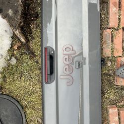 Jeep Gladiator Tailgate 