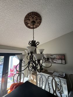 Lamp/chandelier