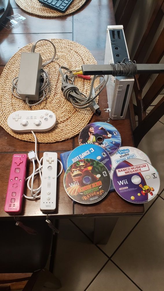 Wii bundle with snes,gba,sega,and n64 games