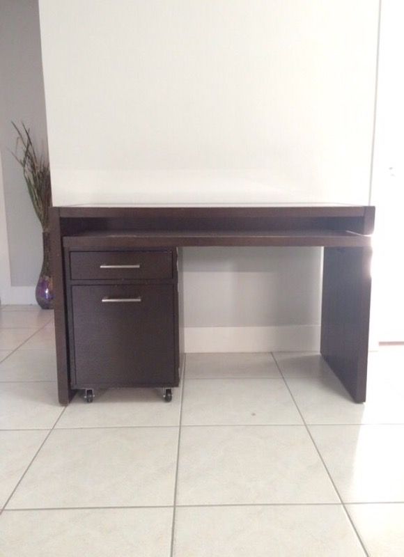 Modern And Compact Office Desk El Dorado Furniture For In Modern And Compact Office Desk El Dorado Furniture For In Miami Fl Offerup