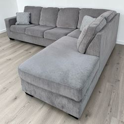 GREY SECTIONAL COUCH SOFA ***FREE DELIVERY ***