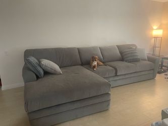 Used Living Spaces Sectional Couch