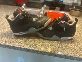 Air Jordan 4 Bred Sneakers