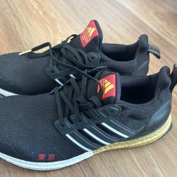 Size 9 1/2 adidas UltraBoost DNA Tokyo Men’s Sneakers Tennis Shoes Slightly Used