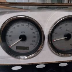 O7 Harley Road Glide Speedometer Fuel Cluster