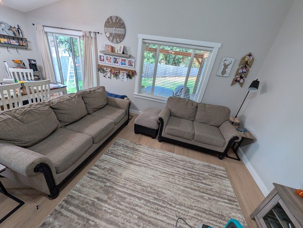 Couch And Love Seat With Ottoman