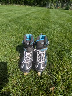 EUC Women's Bladerunner Advantage Pro XT ABEC 7 80MM Rollerblades Inline Skates