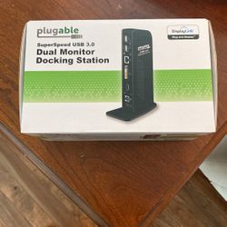 Dual Monitor Docking Station