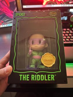 Thrilljoy pix chase the riddler
