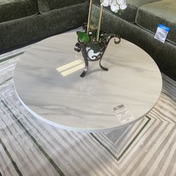 Gorgeous Genuine Marble Coffee Table! $499! Easy Financing! 🛋️☎️💜 