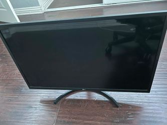 LG gaming monitor 32”