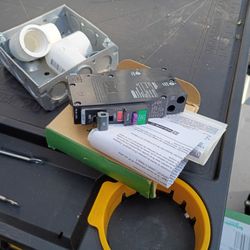 15 And 20 Amp Square Dgfi Breakers