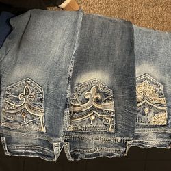 Women rock revival jeans