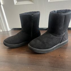 Girls Boots Great Condition 