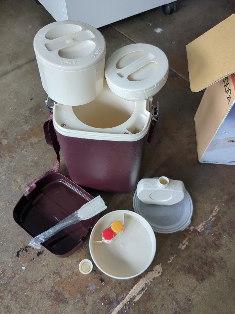 ゆうゆう　3Lセット Zojirushi lunch box - Japanese for Sale in Los Angeles, CA - OfferUp