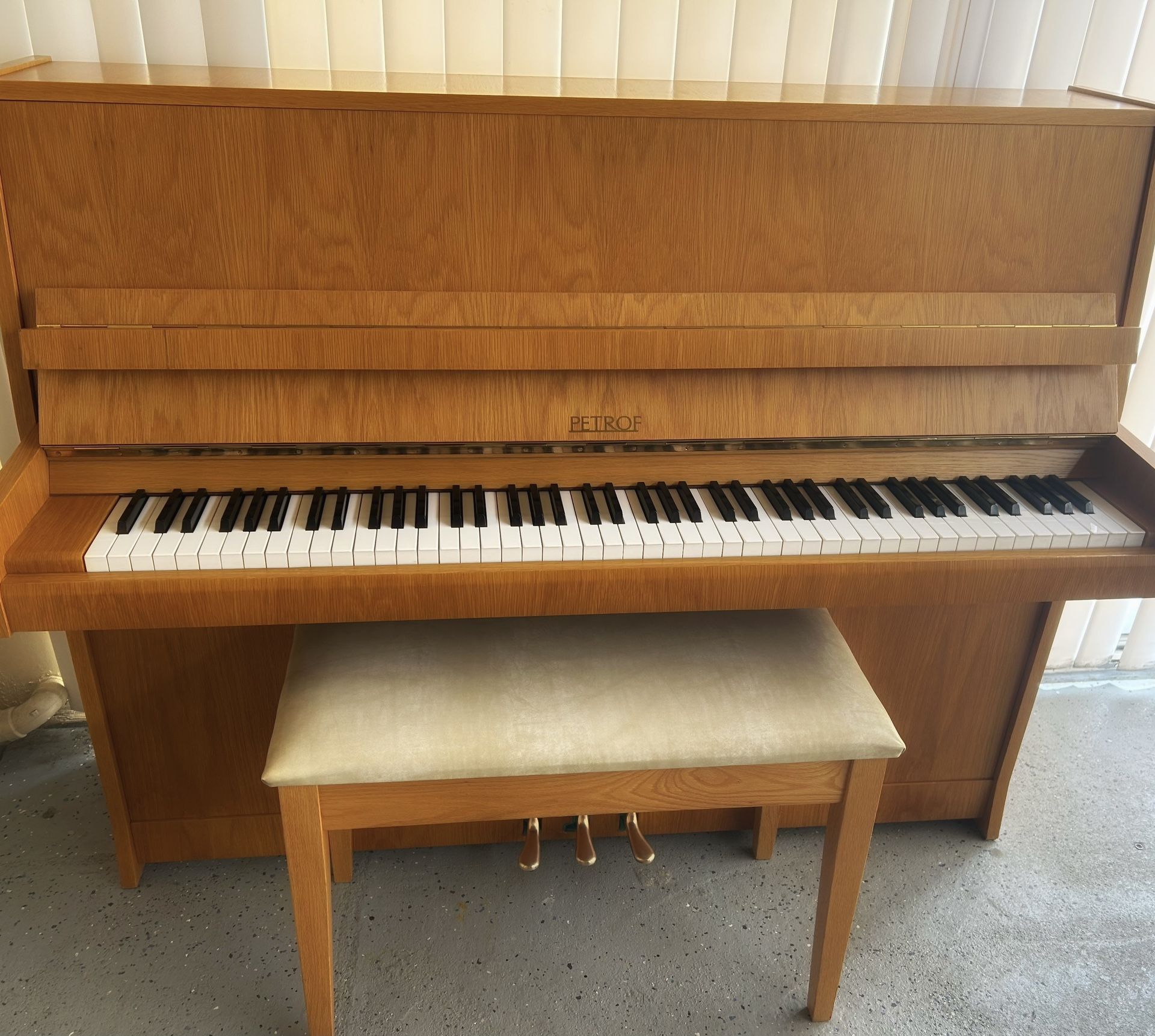 Petrof model 9156 Studio Piano/ Will Deliver!!