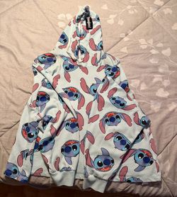 Disneyland Stitch Sweater and shirt