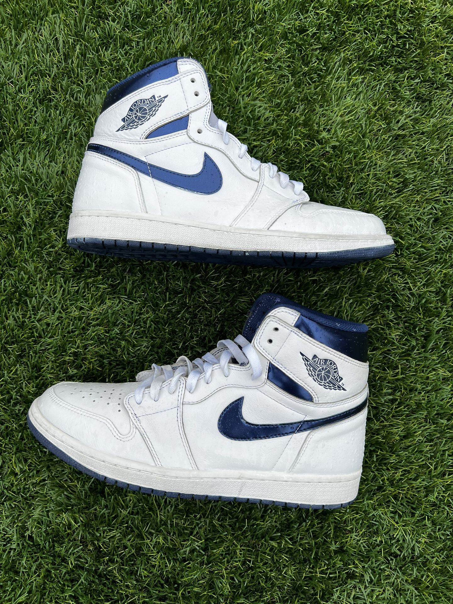 Jordan 1 Metallic navy