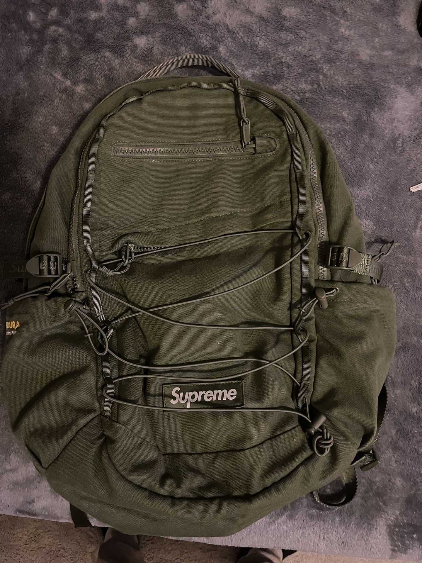 Supreme logo Backpack olive