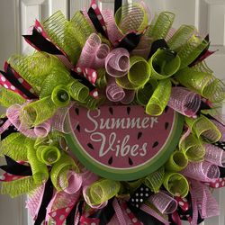 Summer Vibes Wreath