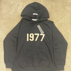 RARE 1977 ESSENTIALS HOODIE – BRAND NEW WITH OG TAGS
