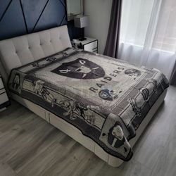 Raiders Blanket