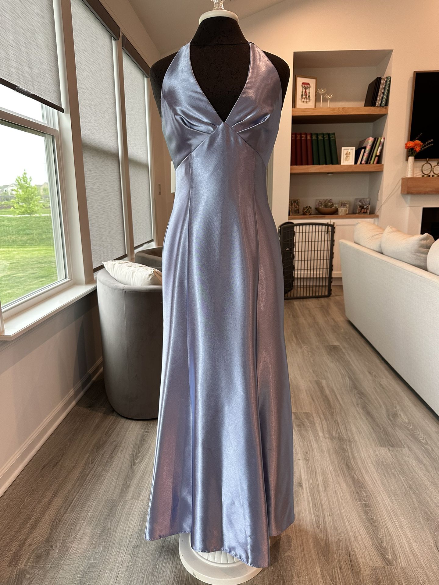 Jessica McClintock Perrywinkle Gown