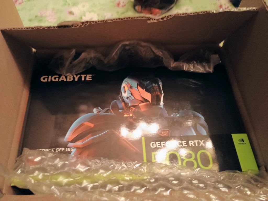 Gigabyte Nvidia RTX 5080 Windforce 16gb GDDR7 graphics Card