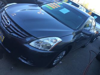 Nissan Altima 2012 asepto cambios