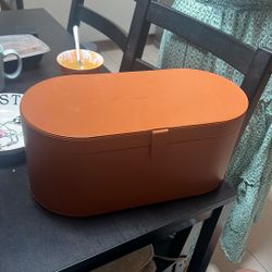 Dyson Box