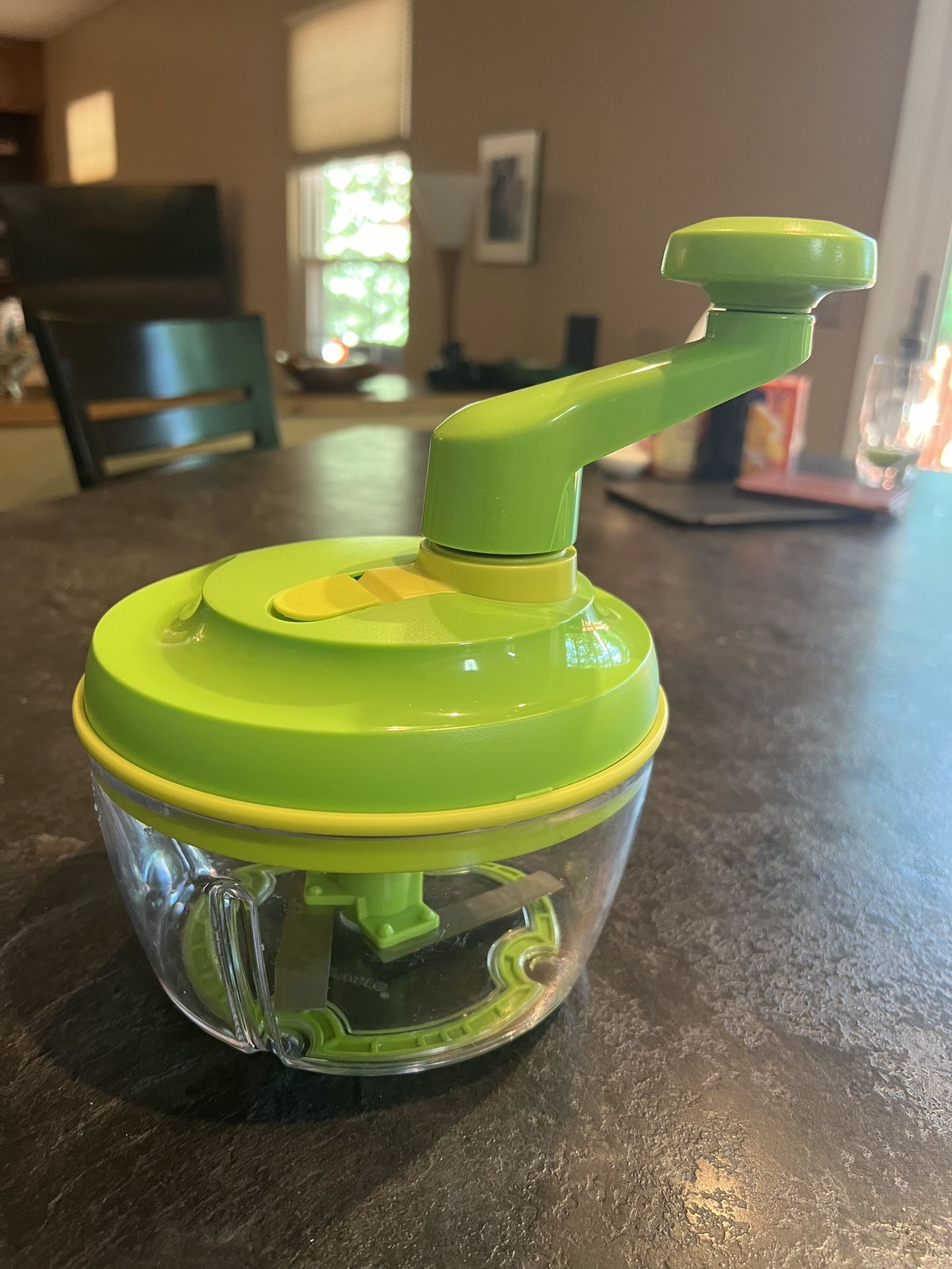 Wonderful Tupperware Chopper!!