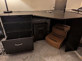 Free desk