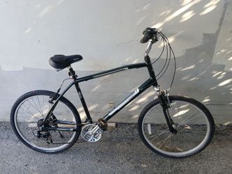 Men's 26" Aluminum diamondback wildwood city bike