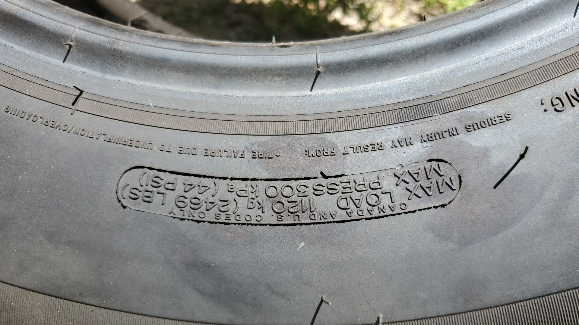 MICHELIN 245/75R17 Tires