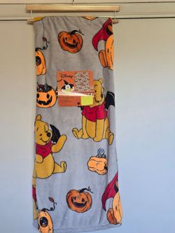 🎃 Winnie The Pooh Halloween Blanket 🎃