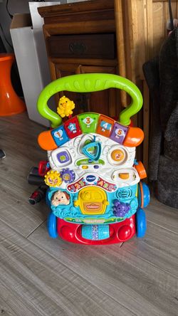 VTech Stroll & Discover Activity Walker