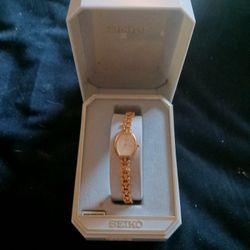 Seiko Ladies Watch 
